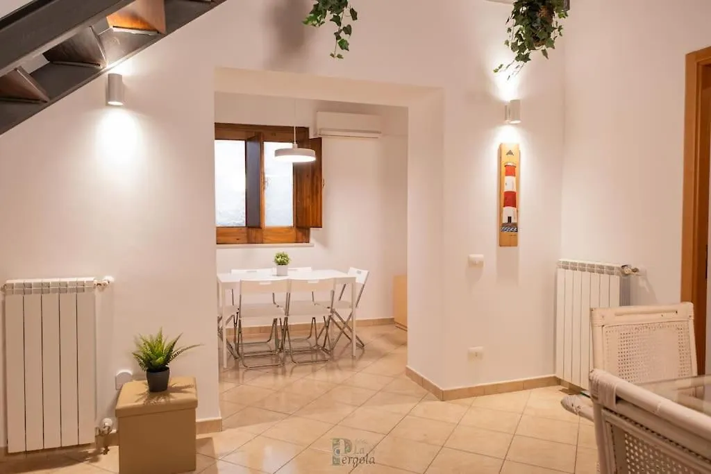 La Pergola The Art Of Living In Palermo Apartment Italy