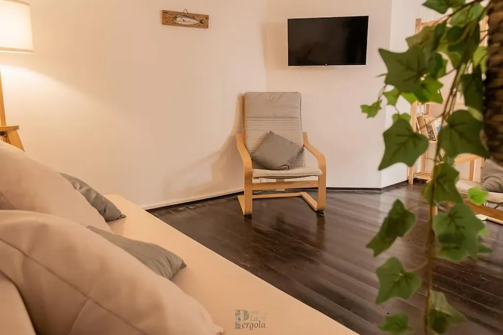 La Pergola The Art Of Living In Palermo Apartment